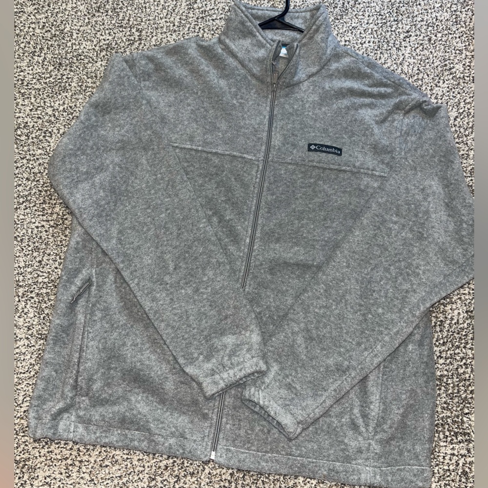 Men’s NEW Columbia Fleece Jacket - BRAND NEW without tags. NEVER WORN. Size XL